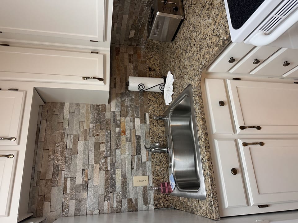 Indoors, Sink, Sink Faucet, Kitchen, Granite
