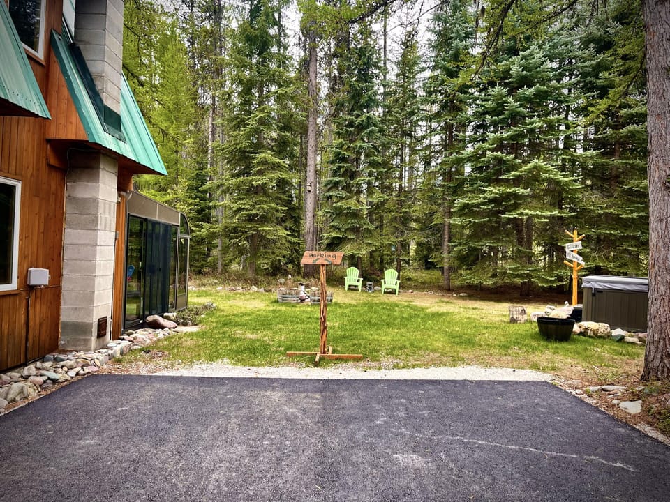 My inn  nearby for bathroom