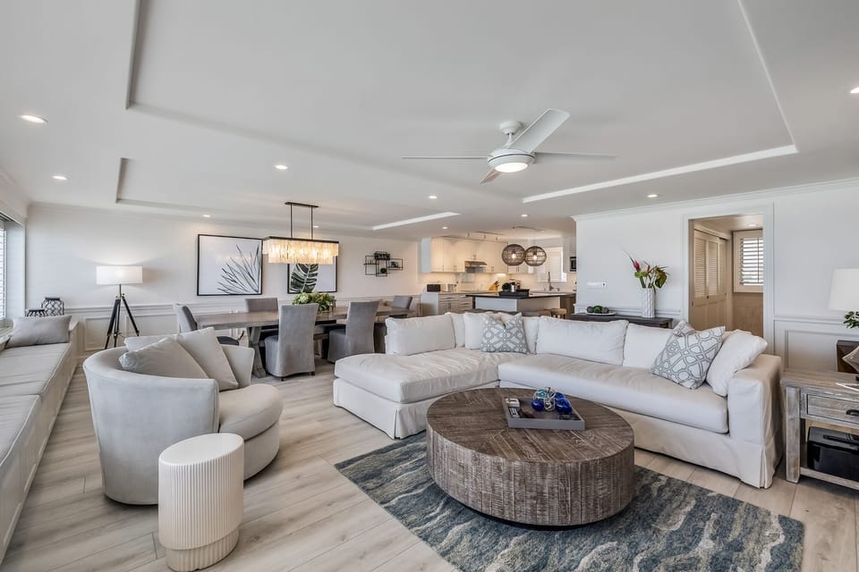 Furnished with quality and high end touches yet wonderfully & comfortably chic 
