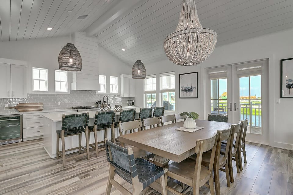 2nd Floor Dining Area