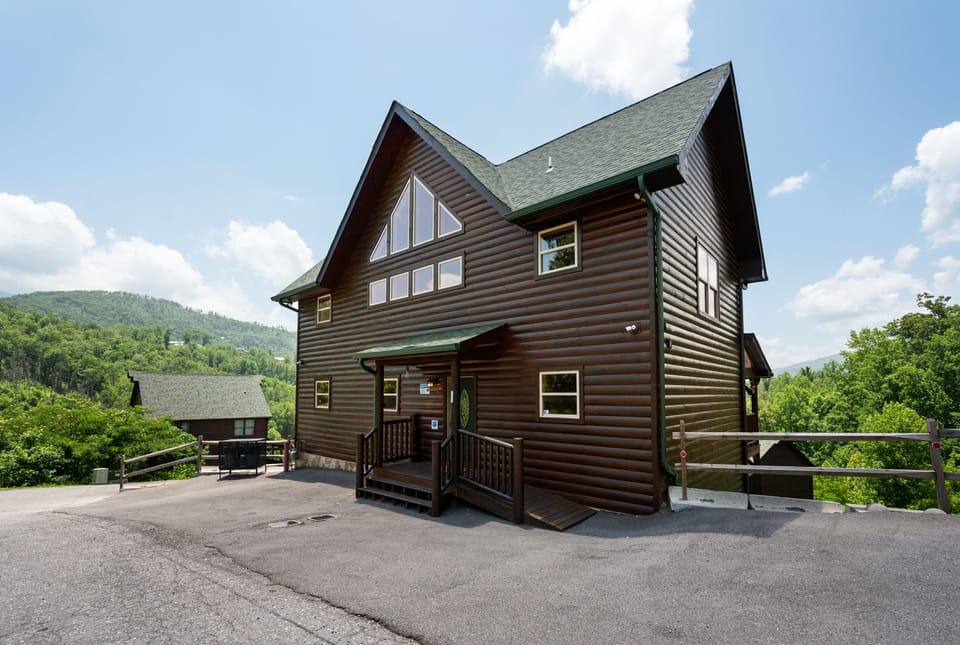 Welcome to Smoky Mountain Dreams!