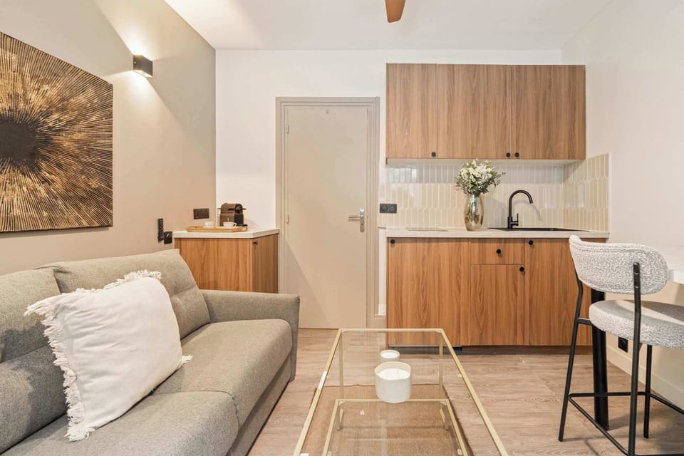 Inviting living room space perfect for leisure and entertainment.