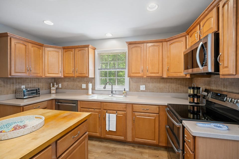Fully-equipped kitchen.