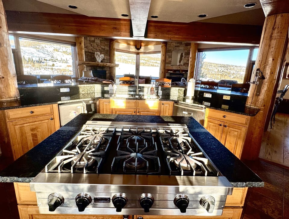 KITCHEN VIKING RANGE