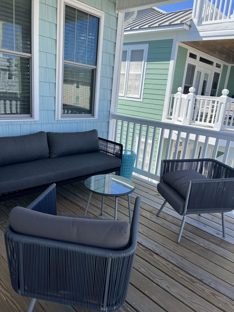3rd floor deck and seating area