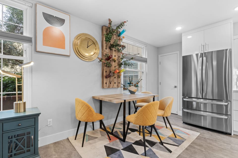 Dinning space with amazing views