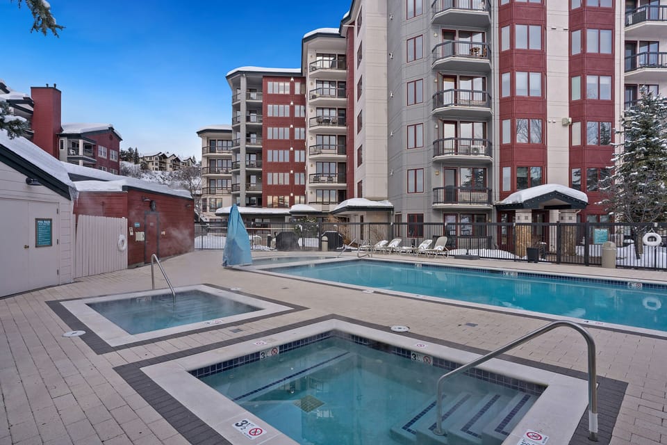 Pool and Hot Tubs