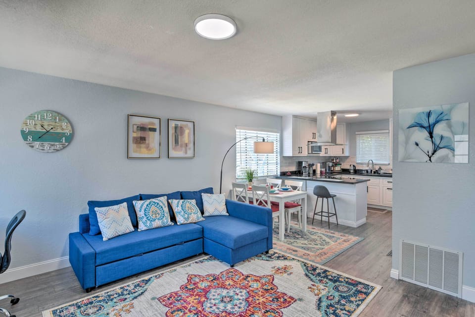 Living Area | Sleeper Sofa