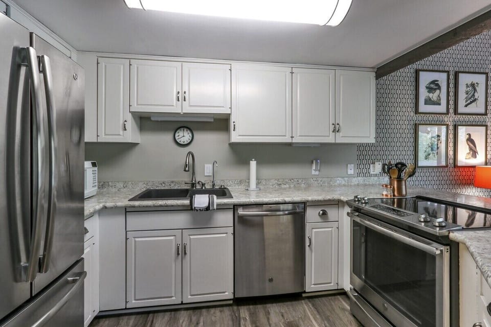 Fully equipped kitchen
