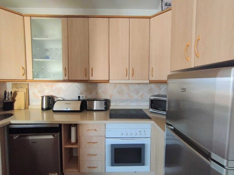 Kitchen (1)