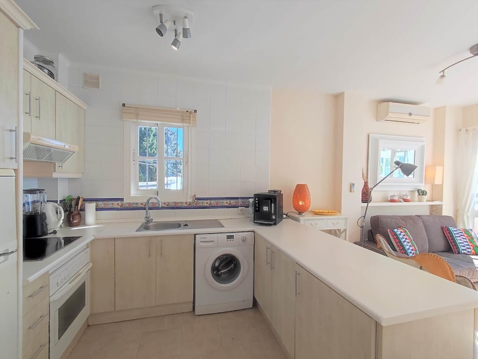 kitchen (2)