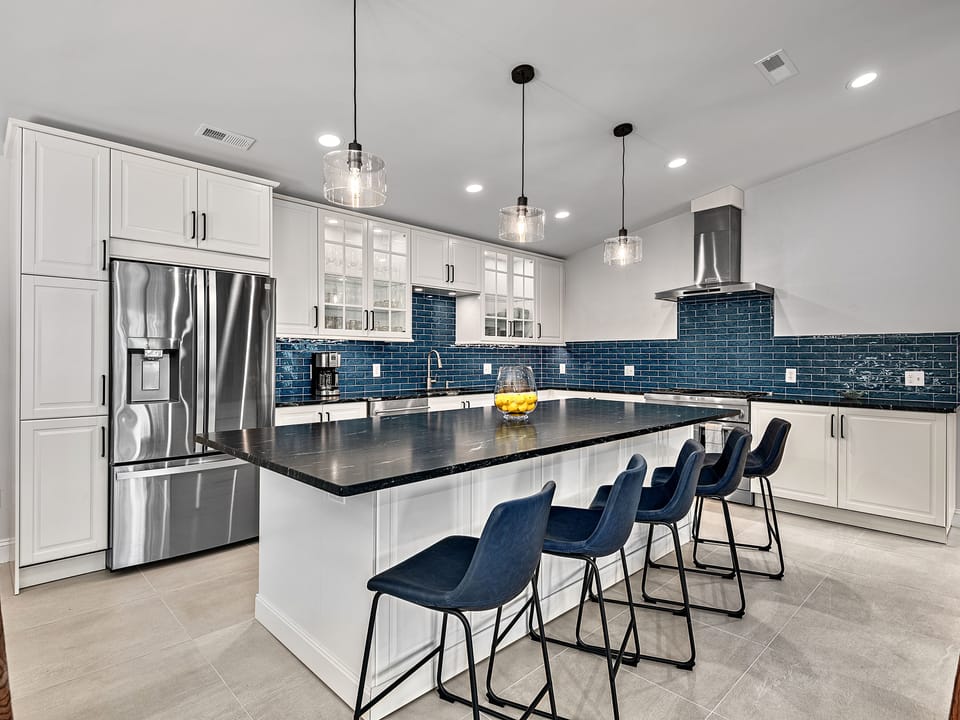 Gourmet kitchen with seating for 5 on large island