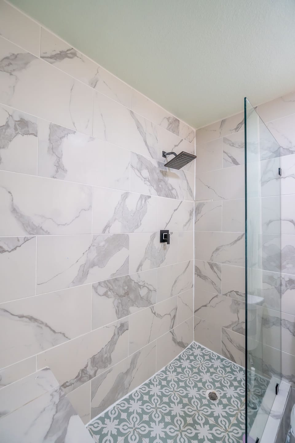 Refresh and rejuvenate in our elegantly designed bathroom