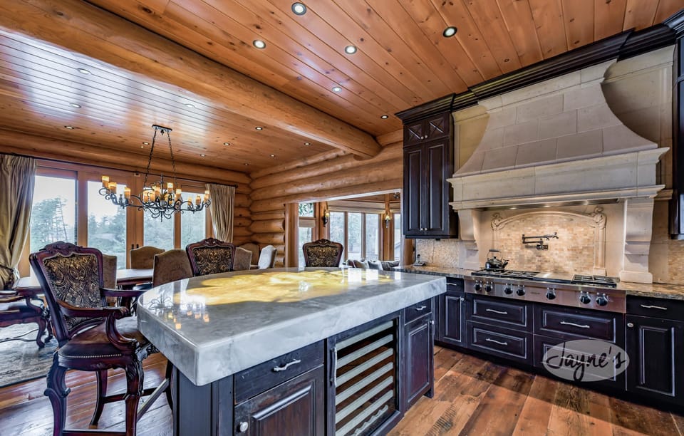 Kitchen &amp; Bar Seating