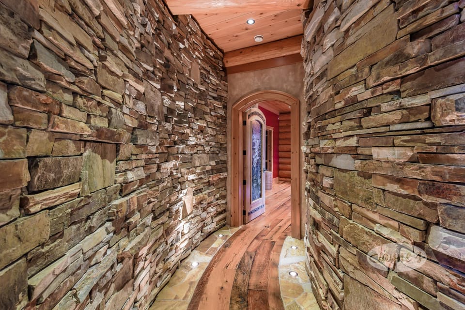 Primary Bedroom Entrance