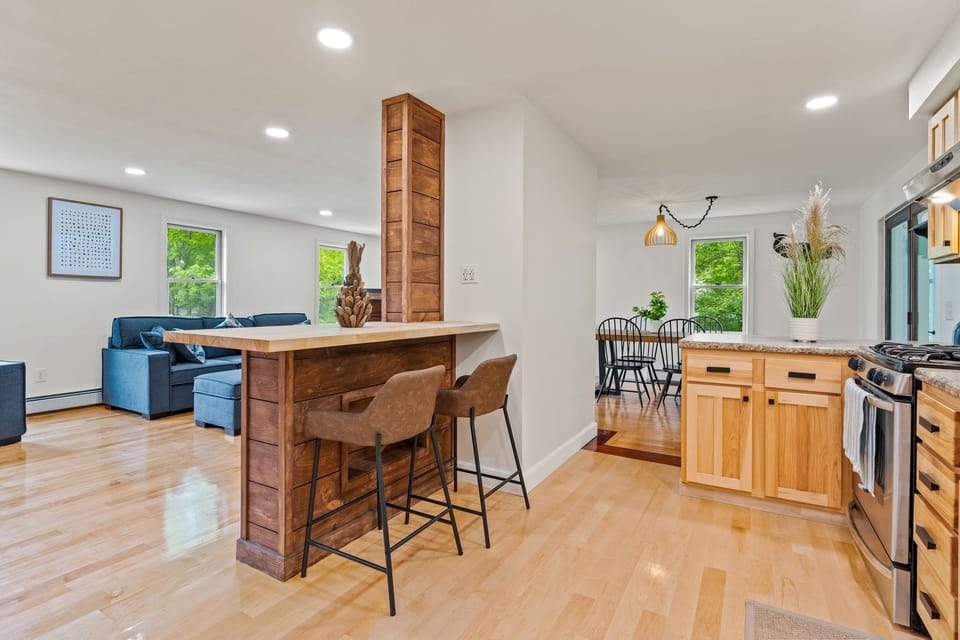 Breakfast Bar