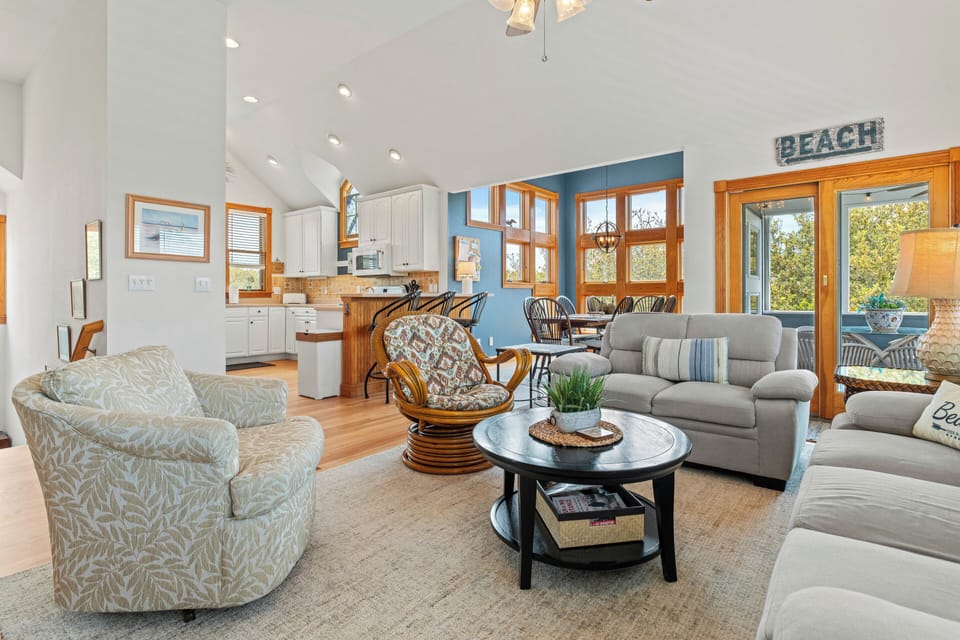Great Room - Top Level