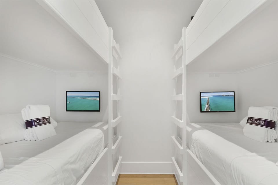 22-Hypnautic-Bunk-Nook