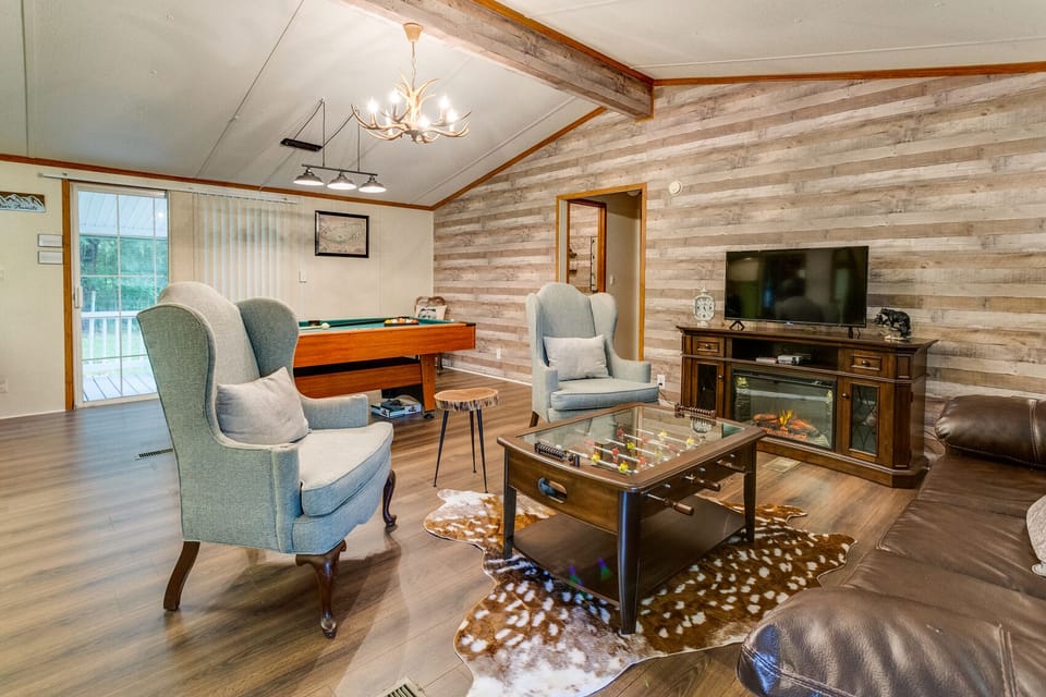 Roomy living room
