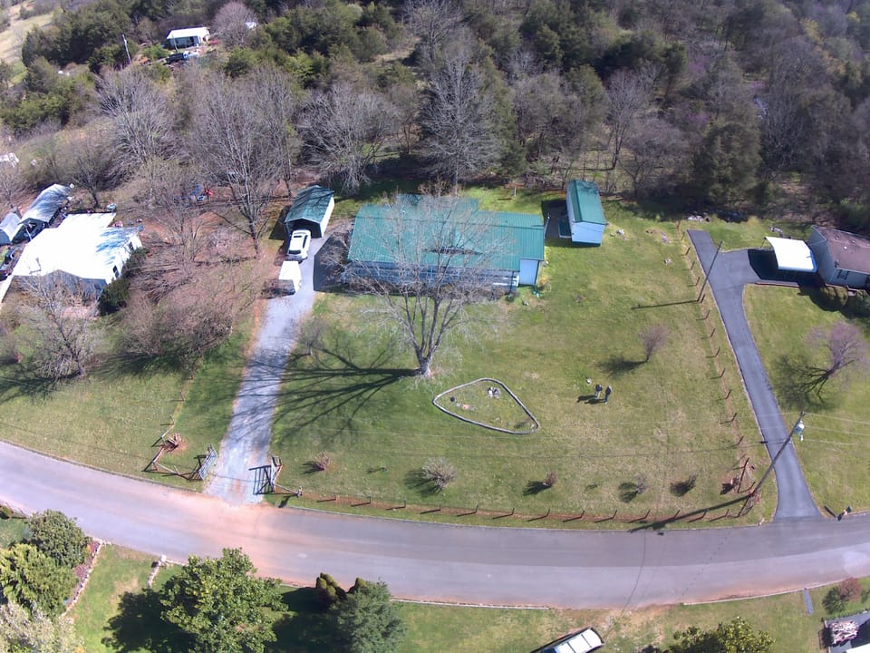 Very large fenced yard