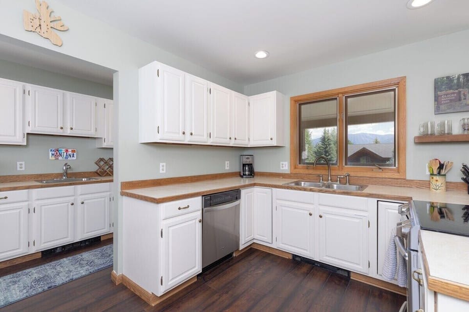 Fully equipped kitchen