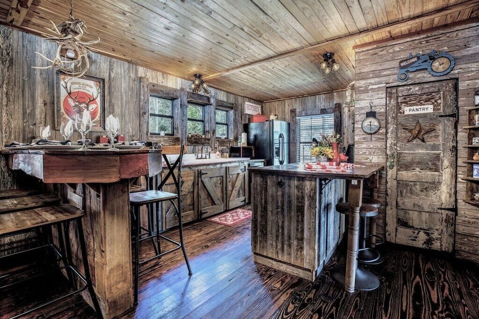 Cook, gather, create - with all the tools and appliances you could need.