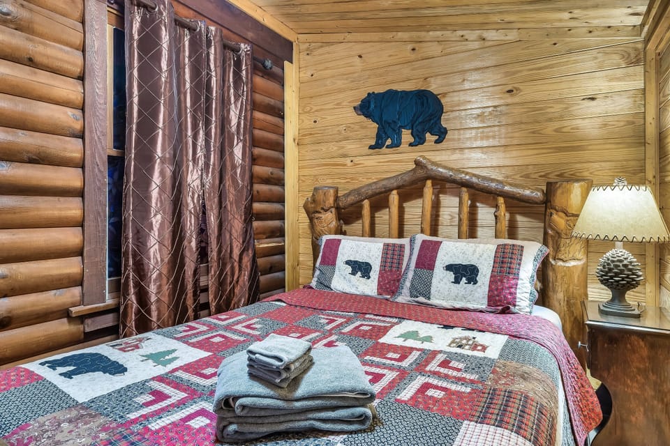 2nd bedroom