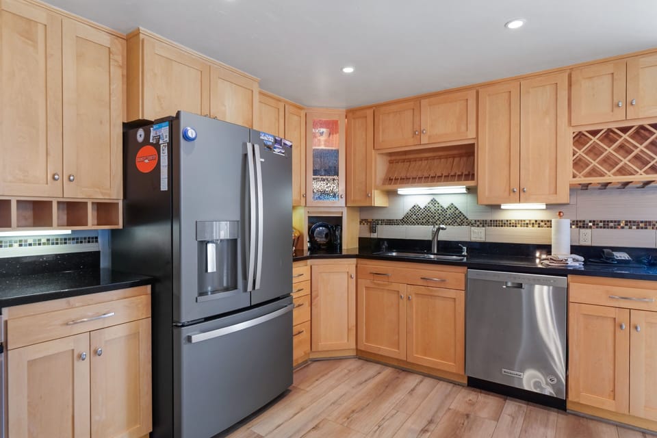 Indoors, Kitchen, Appliance, Refrigerator, Sink