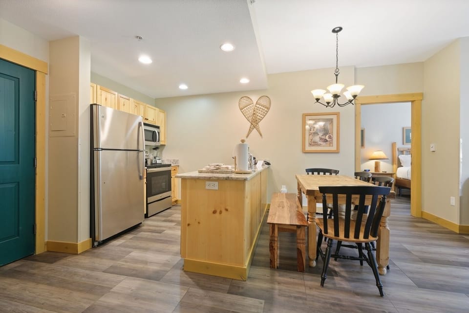 Flooring, Hardwood, Floor, Chair, Furniture