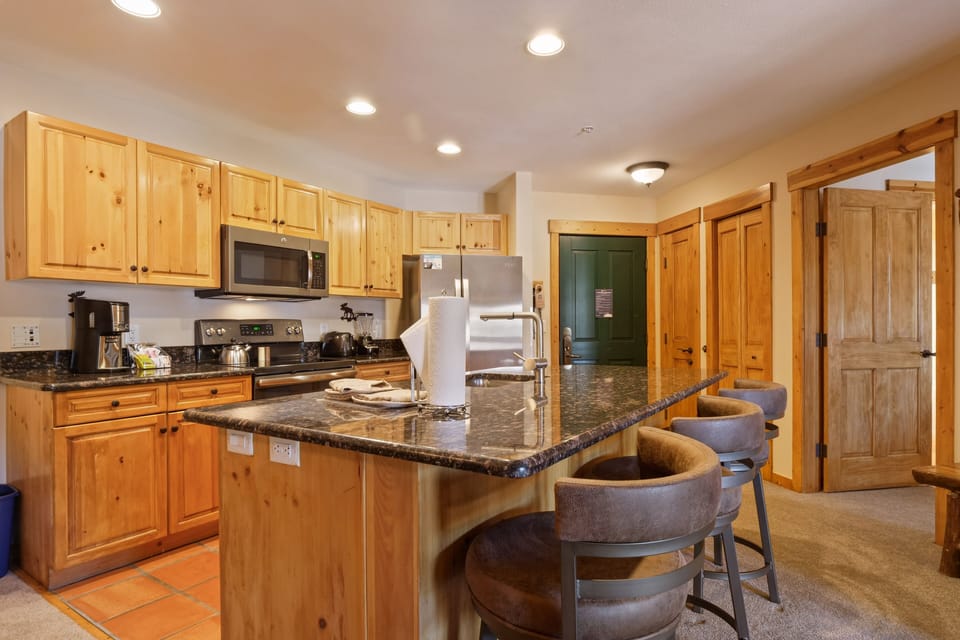 Indoors, Kitchen, Microwave, Oven, Kitchen Island