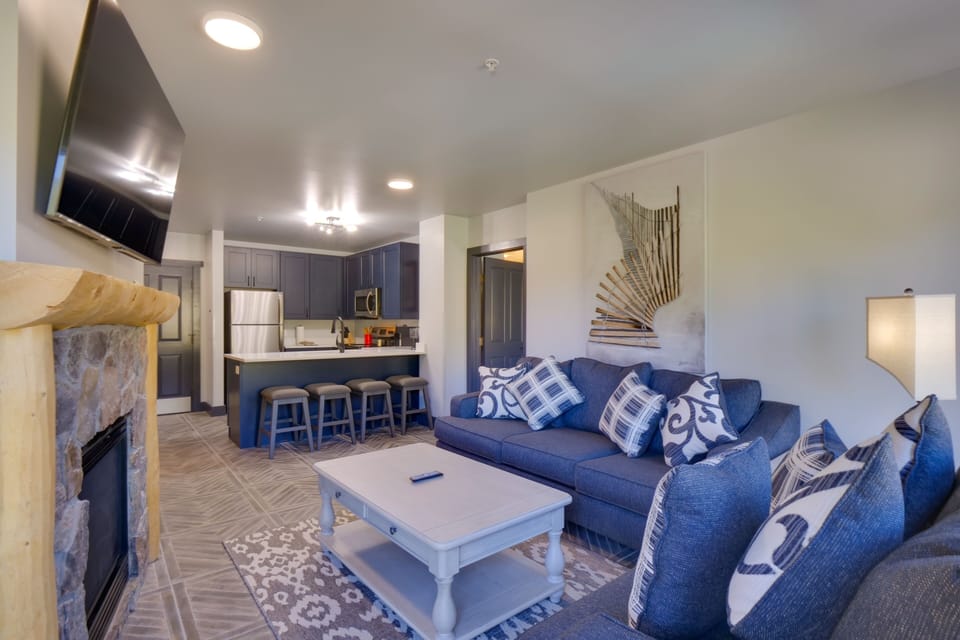 Building, Furniture, Indoors, Living Room, Room
