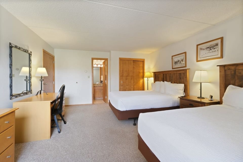 Bed, Bedroom, Furniture, Indoors, Lamp