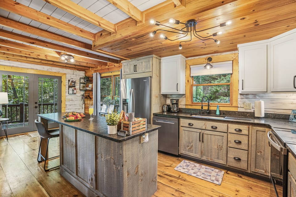 Fully equipped kitchen 