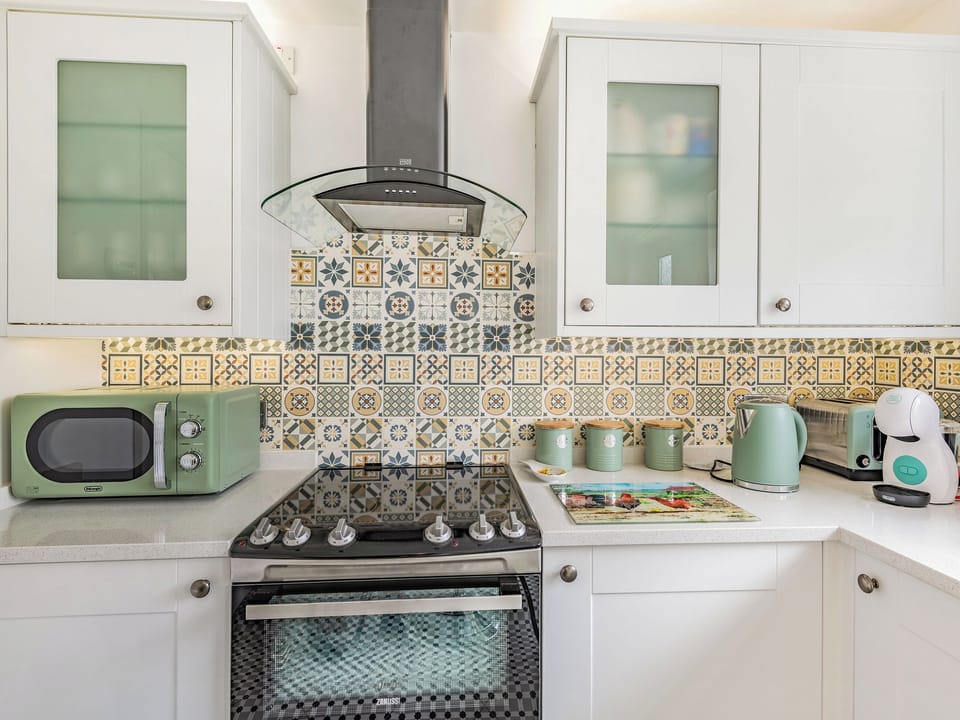 Kitchen | Comfy Kozy Cottage, Louth