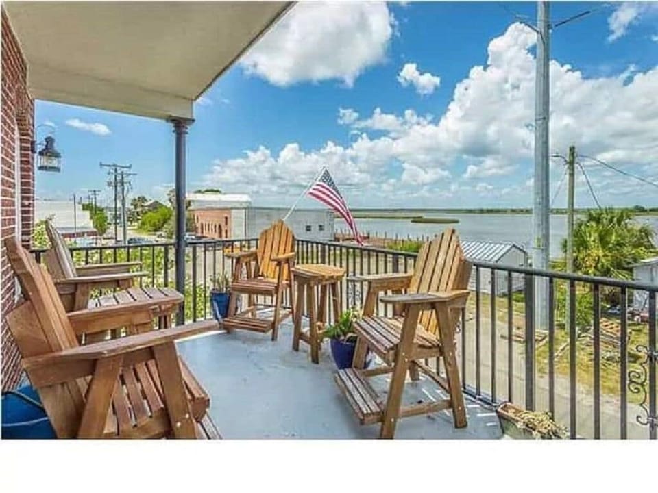 Corner townhouse boasts unobstructed view of the Apalachicola River