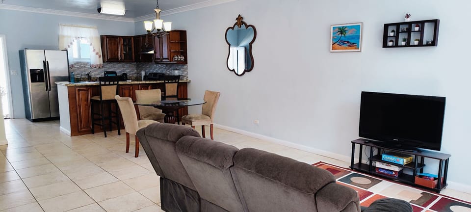 LARGE LIVING ROOM DINING ROOM KITCHEN OPEN FLOOR PLAN