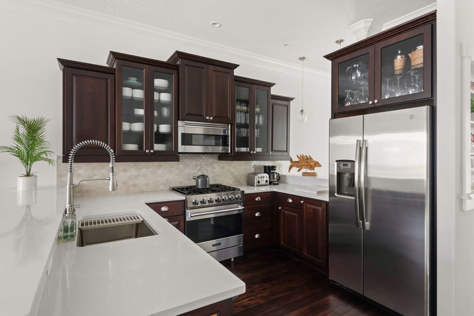 Fully equipped and newly remodeled kitchen