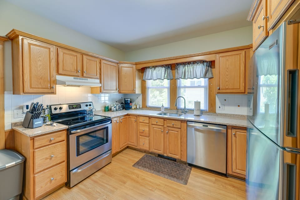 Kitchen | Dishware/Flatware | Cooking Basics | Complimentary Spices