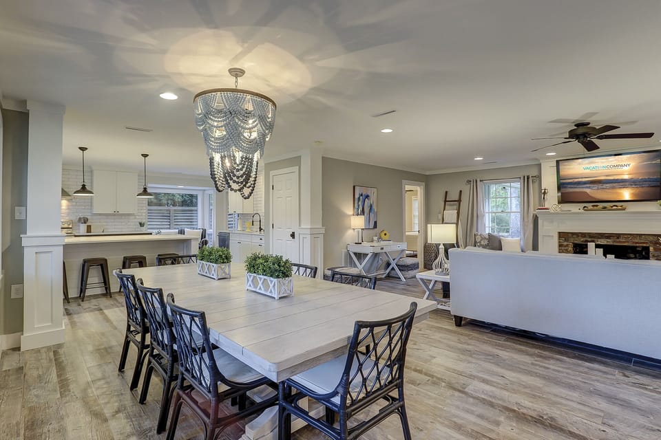 Dining/Living Area