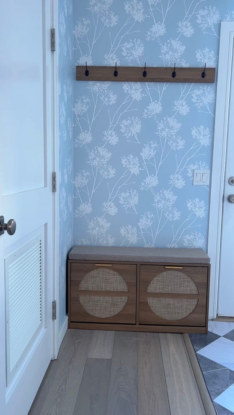 Mud room