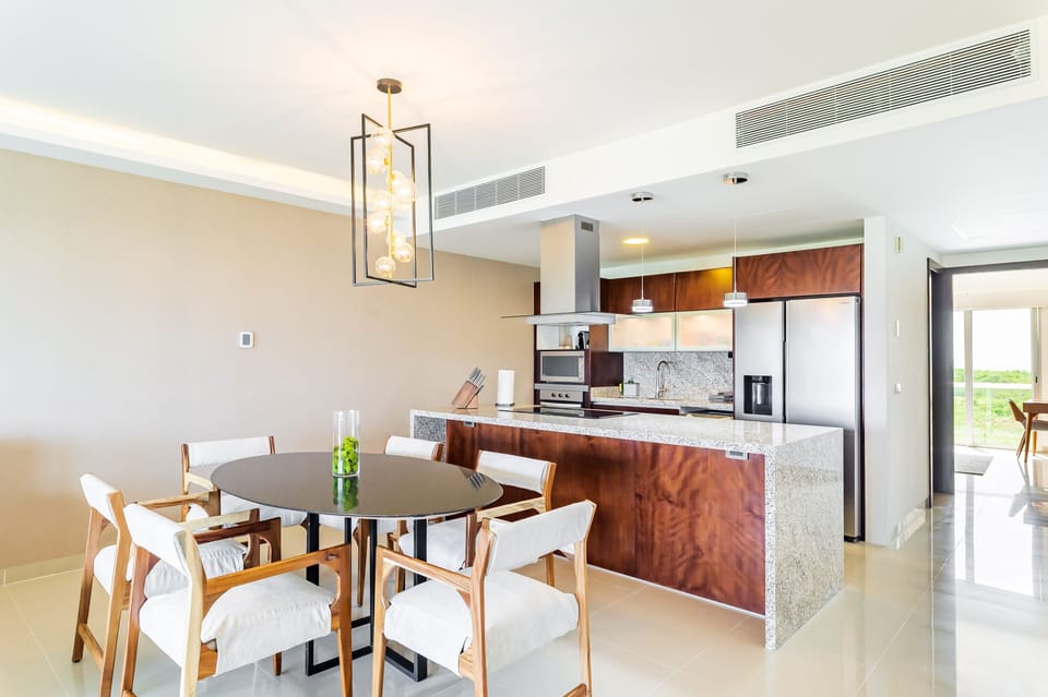 Chair, Furniture, Flooring, Indoors, Room