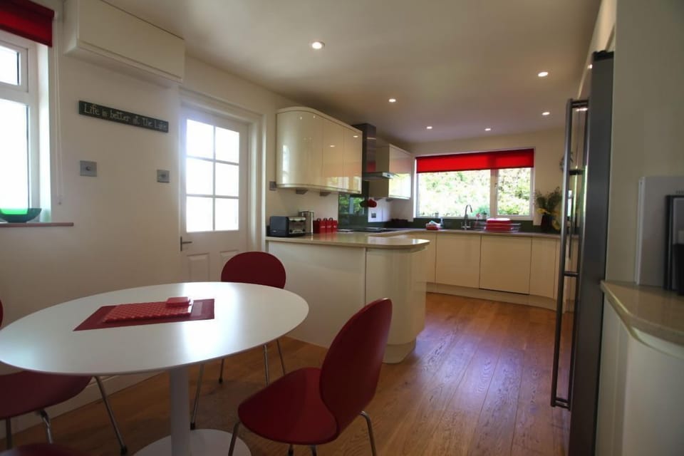 Hilltop in Coniston kitchen