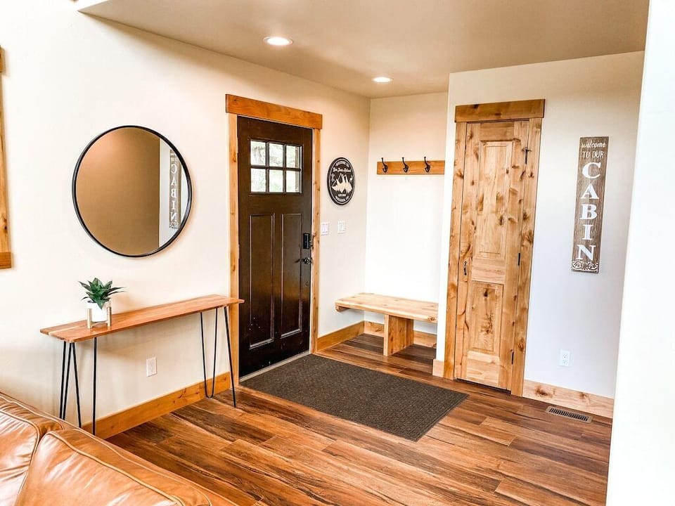 Entry/mud room.