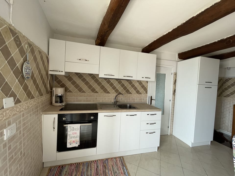 New kitchen 