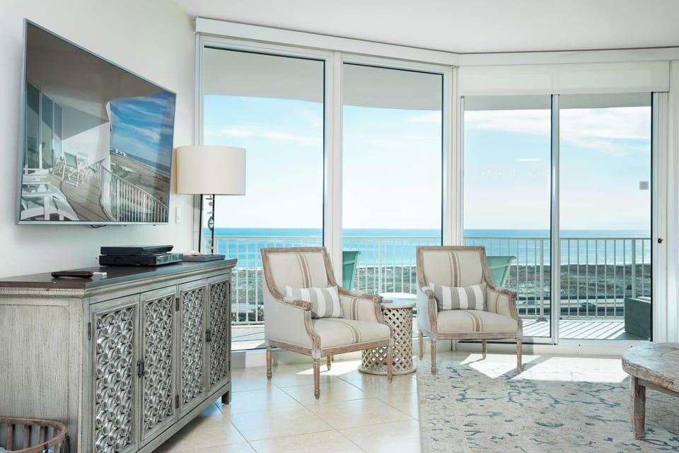 Caribe Resort B1014 Living Room