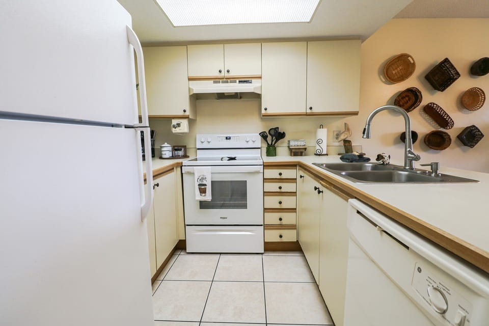 St. Augustine Beach Rentals Kitchen