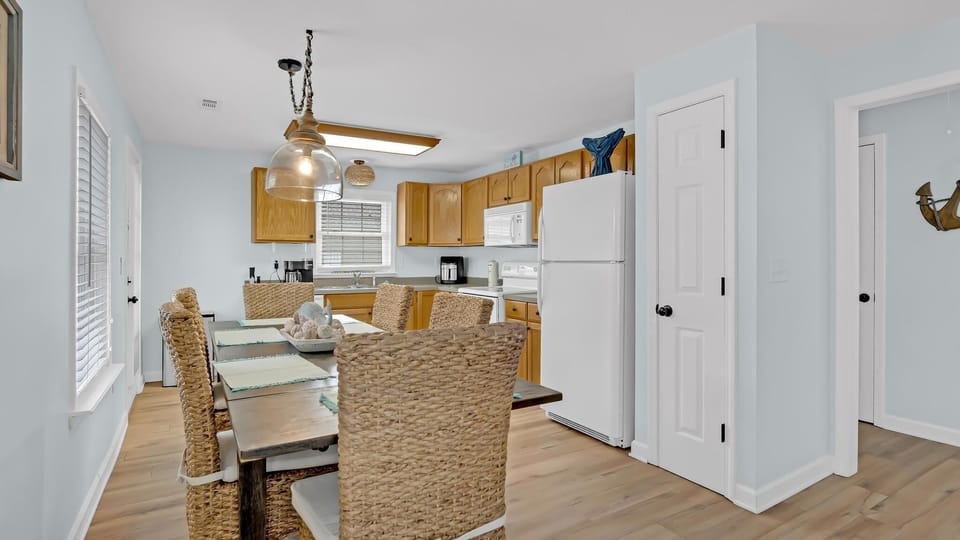 Dining Area & Fully Equipped Kitchen (2nd Floor)
