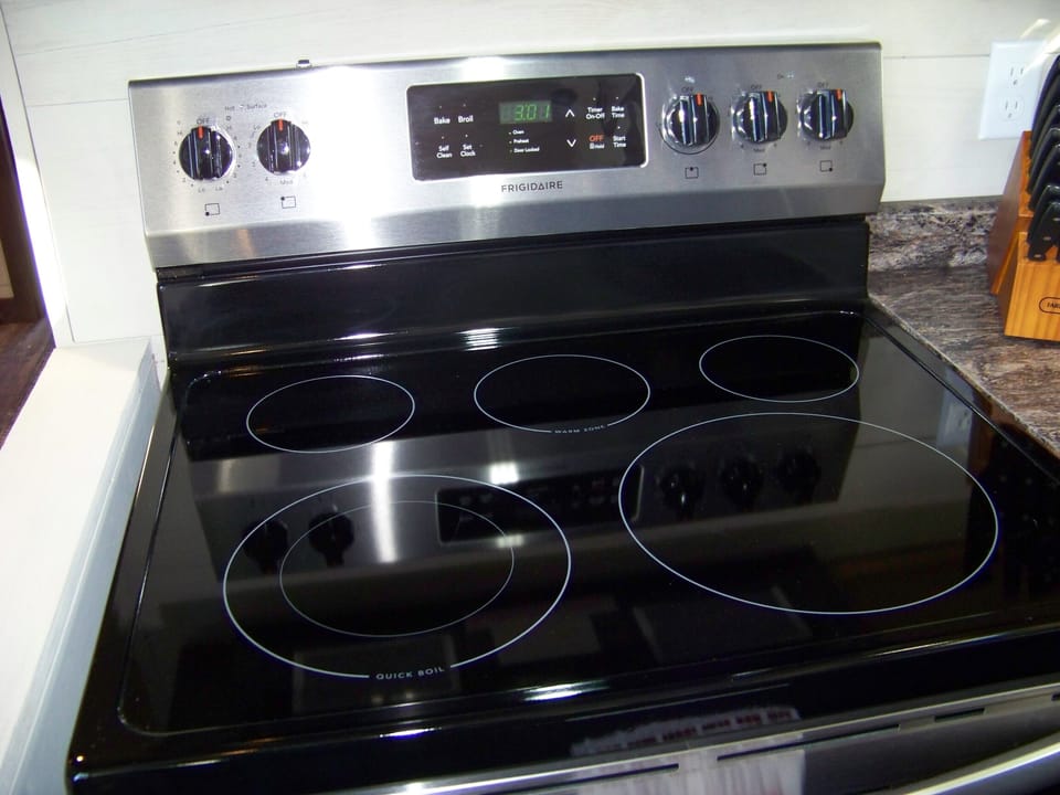 Please don't use anything abrasive on the glass cooktop!!