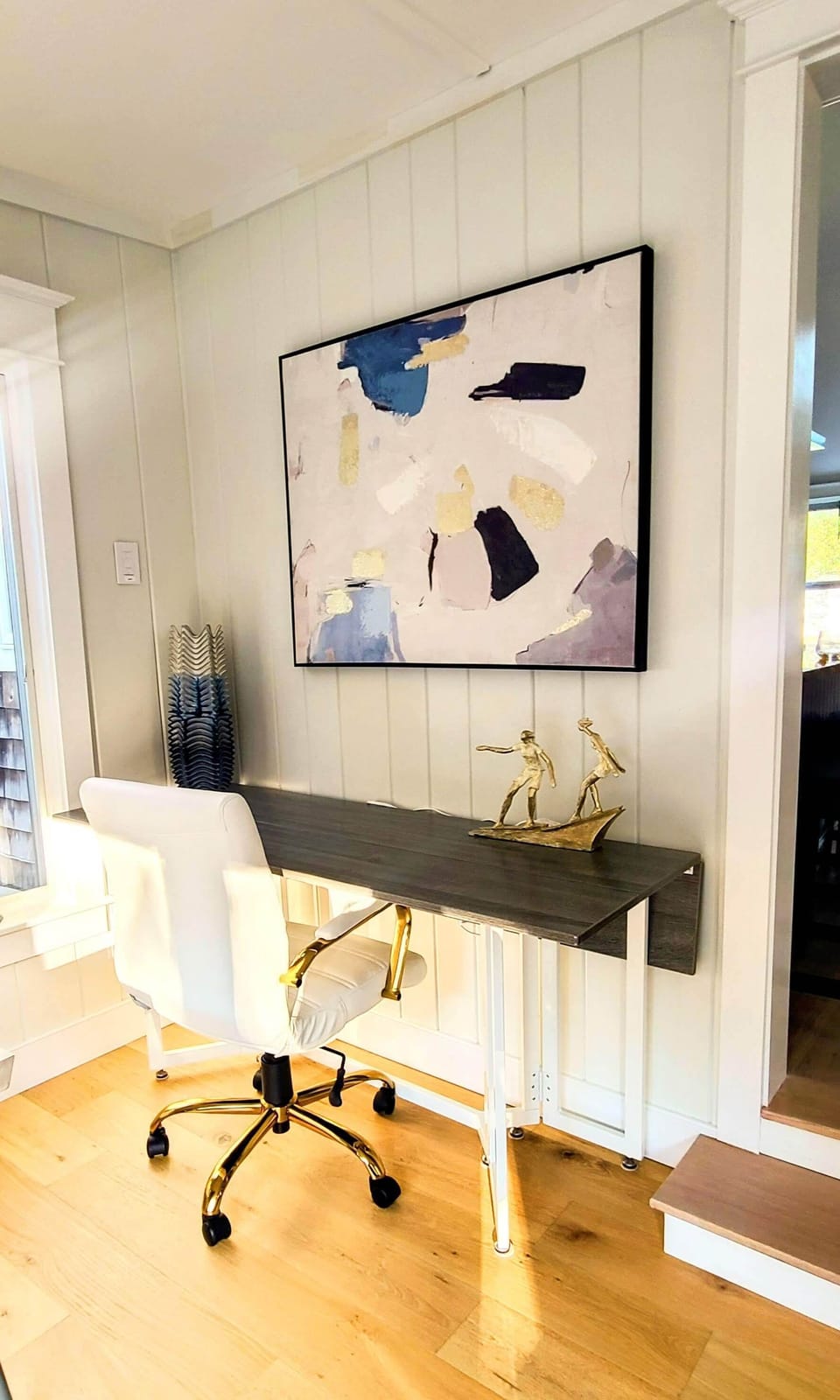 sunroom working desk