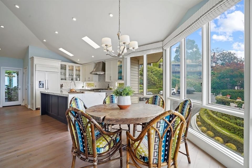 Breakfast table